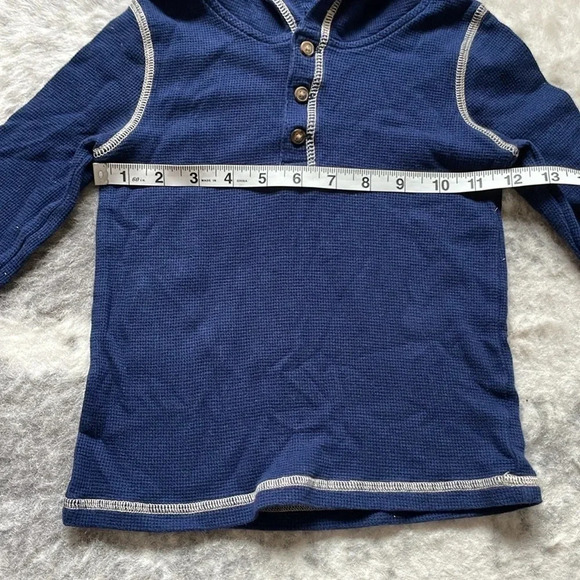 Carter’s waffle shirt - Picture 3 of 6